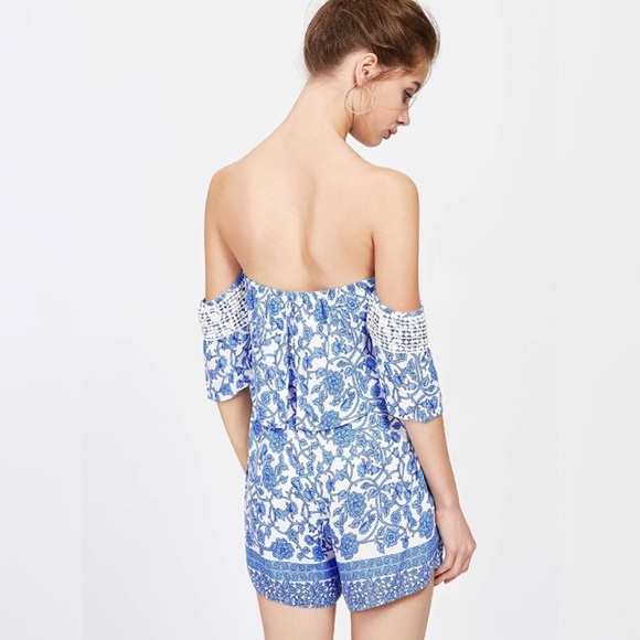 Off Shoulder Lace Trim Floral Short Sleeve Romper - Picture 3 of 6